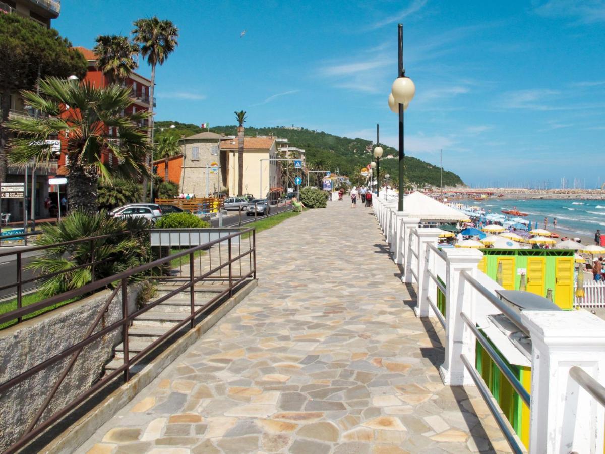 Holiday Home Mes Mas By Interhome Stellanello Exterior photo